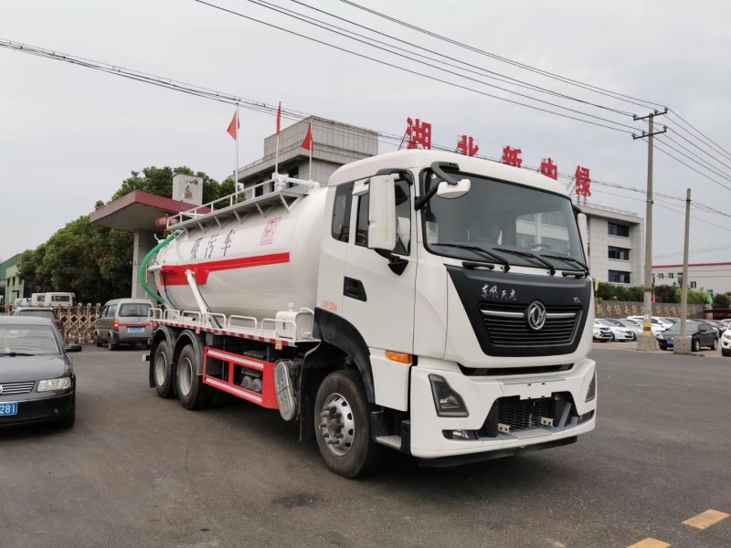 東風天龍   16-18方   吸污車