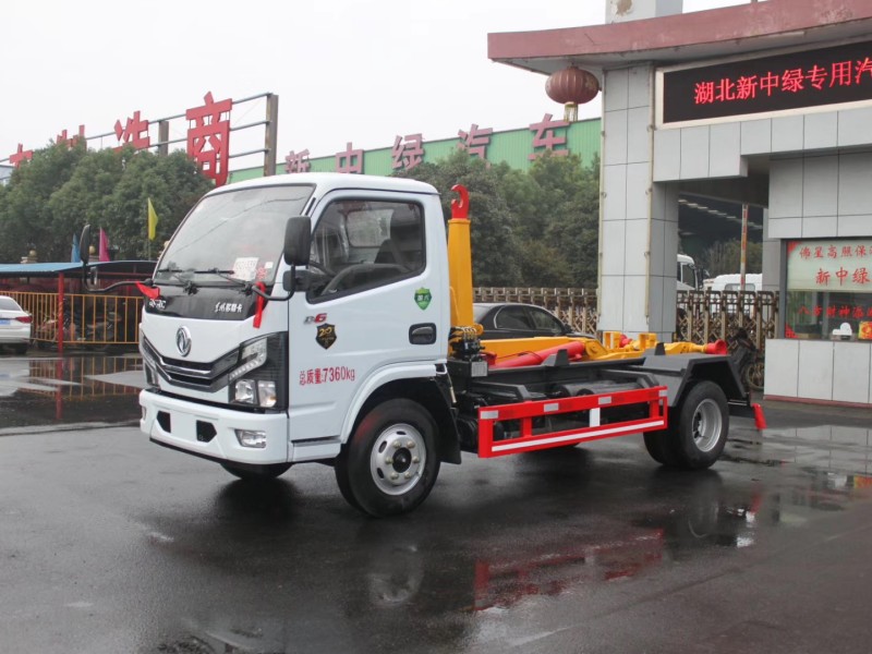 東風(fēng)多利卡    7噸   車廂可卸式垃圾車